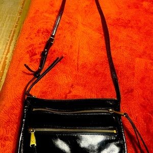 HOBO Black leather Crossbody w/Glossy Finish & adjustable straps. Like new!